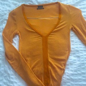 Urban Outfitters long sleeve🌞